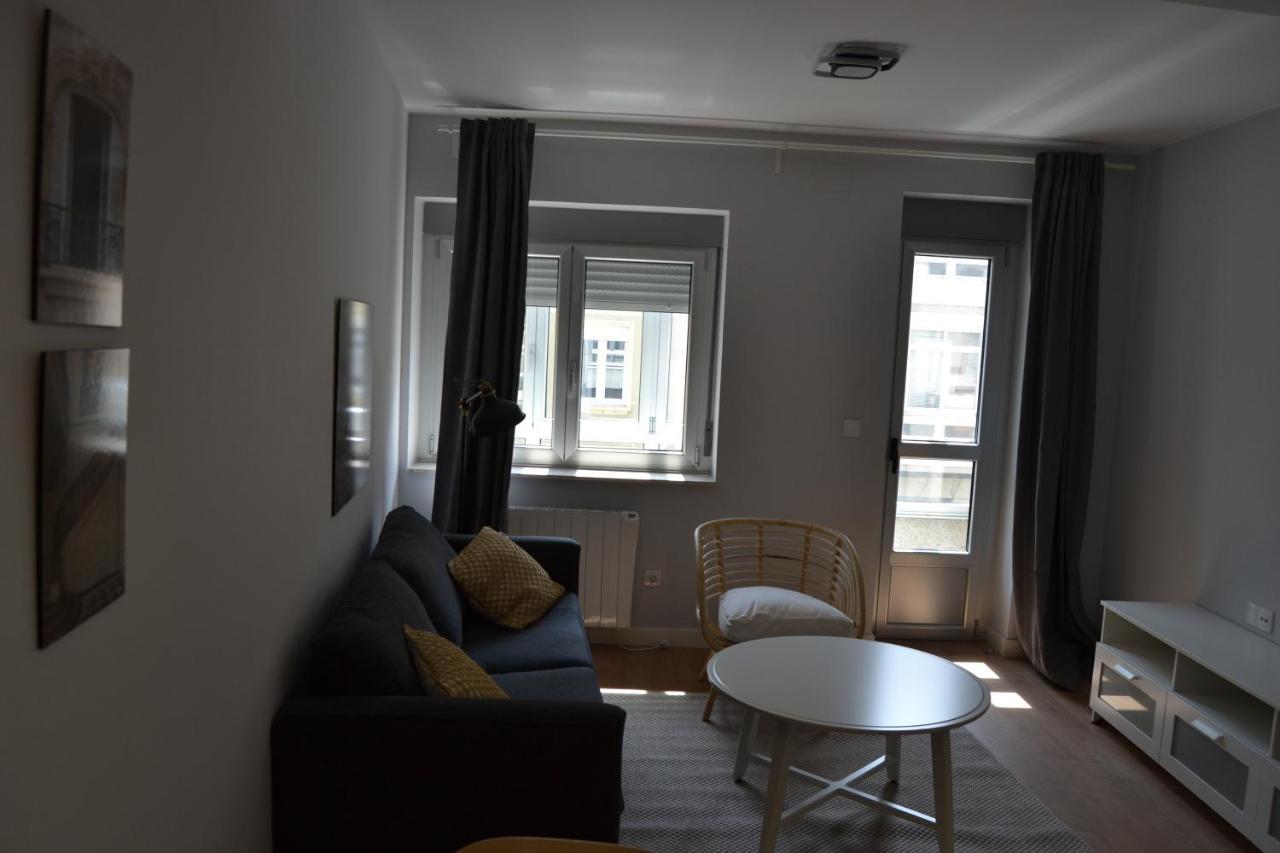 Inmoinsuas Yoana Home Sarria Exterior foto
