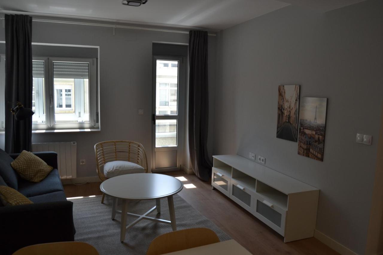 Inmoinsuas Yoana Home Sarria Exterior foto