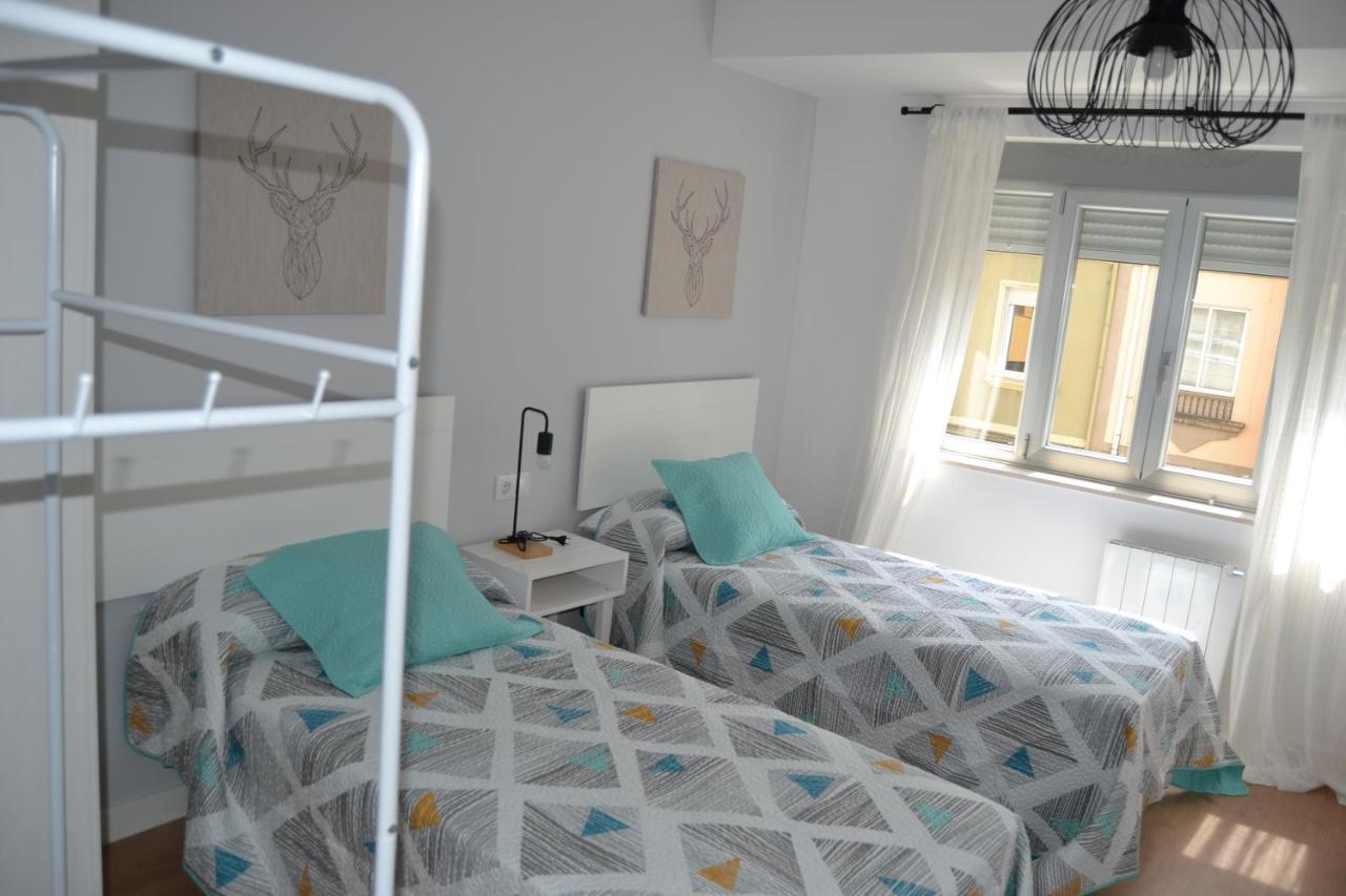 Inmoinsuas Yoana Home Sarria Exterior foto